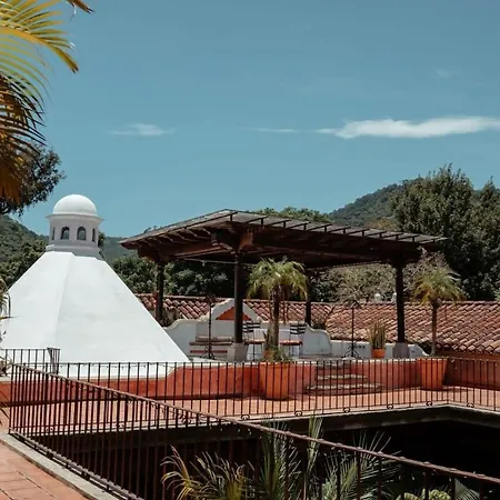 Sharazade - Boutique Stay Pool Magical Setting-3